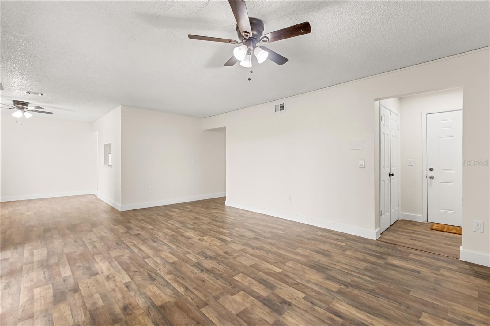 CYPRESS POINTE/LK ORLANDO - Residential Lease