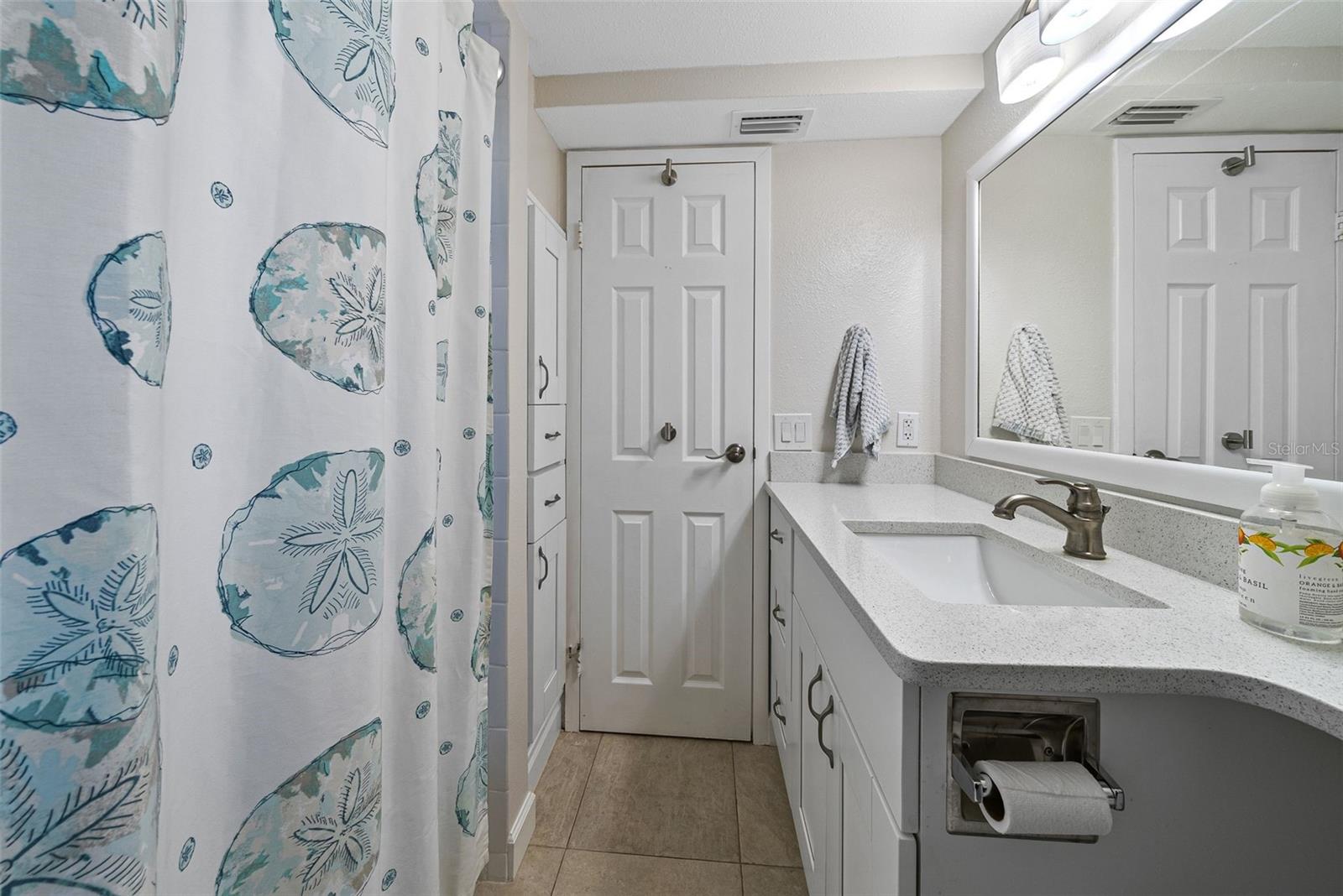 TREASURE SANDS CONDO - Residential