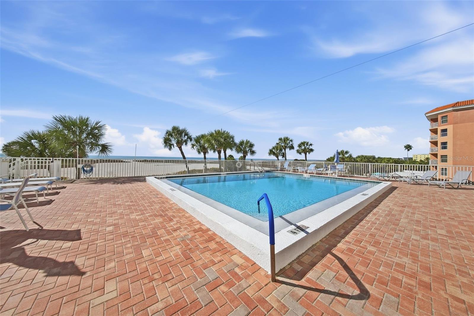 TREASURE SANDS CONDO - Residential