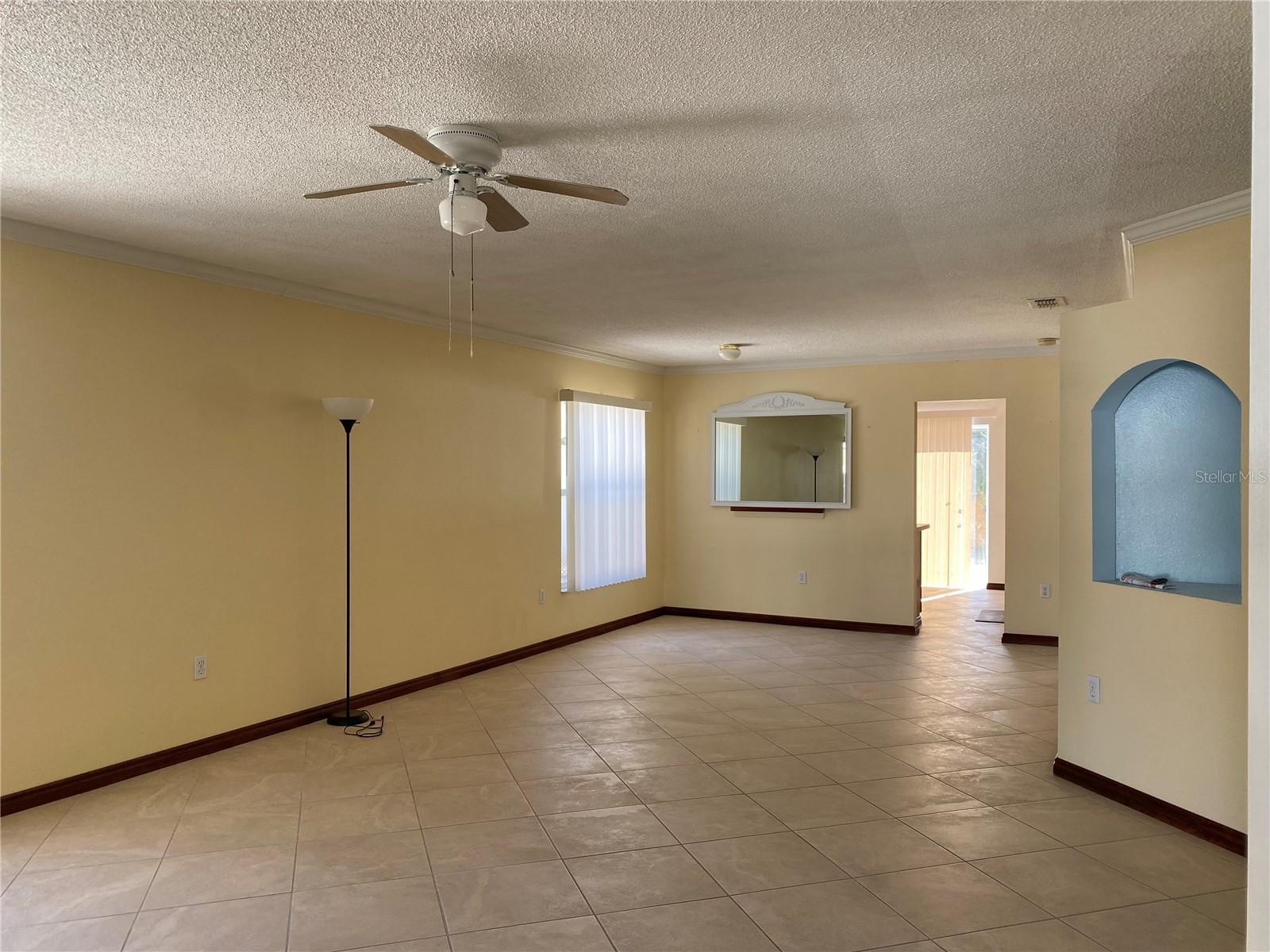 MAPLE HAMMOCK - Residential Lease