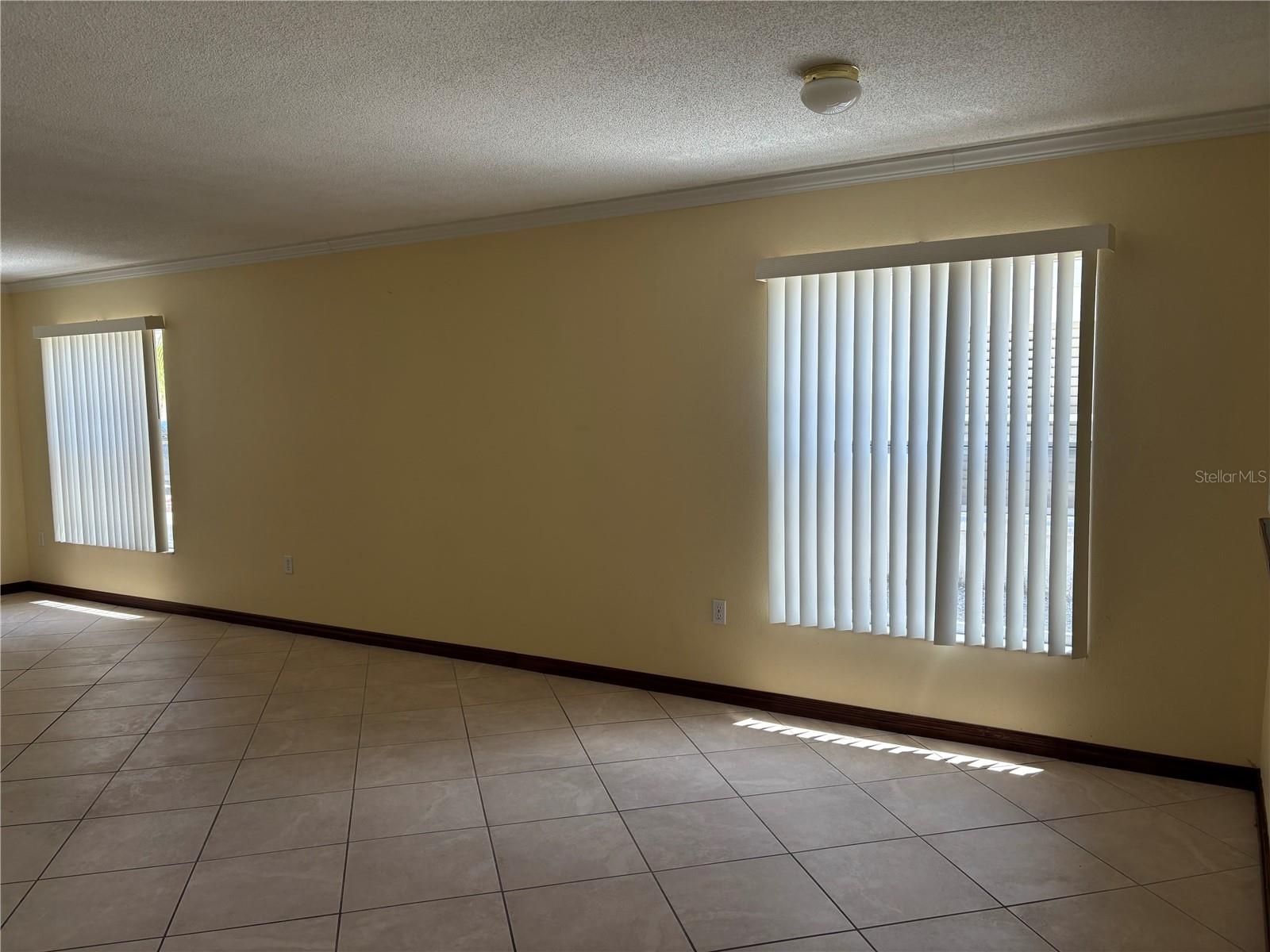 MAPLE HAMMOCK - Residential Lease