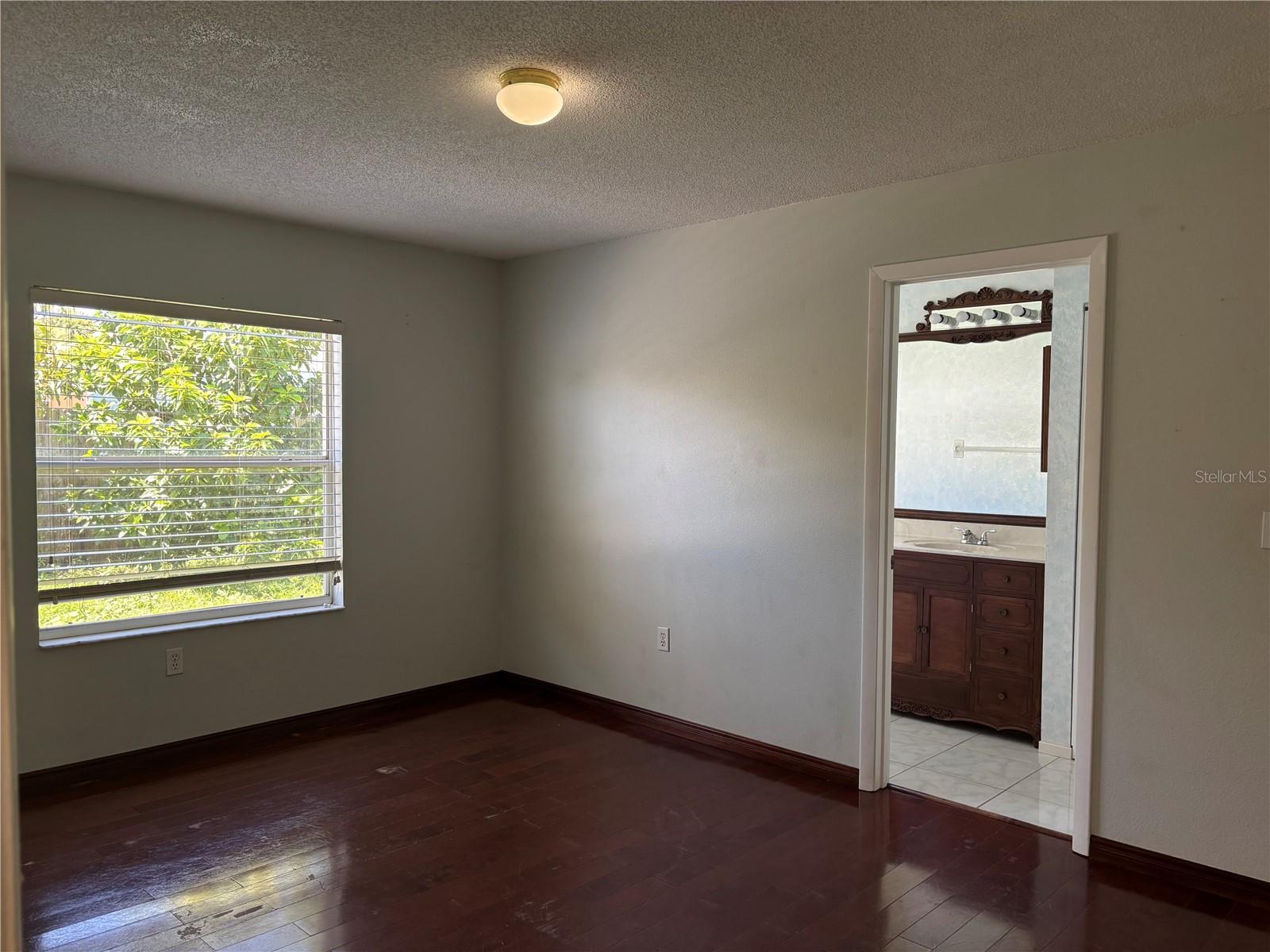 MAPLE HAMMOCK - Residential Lease