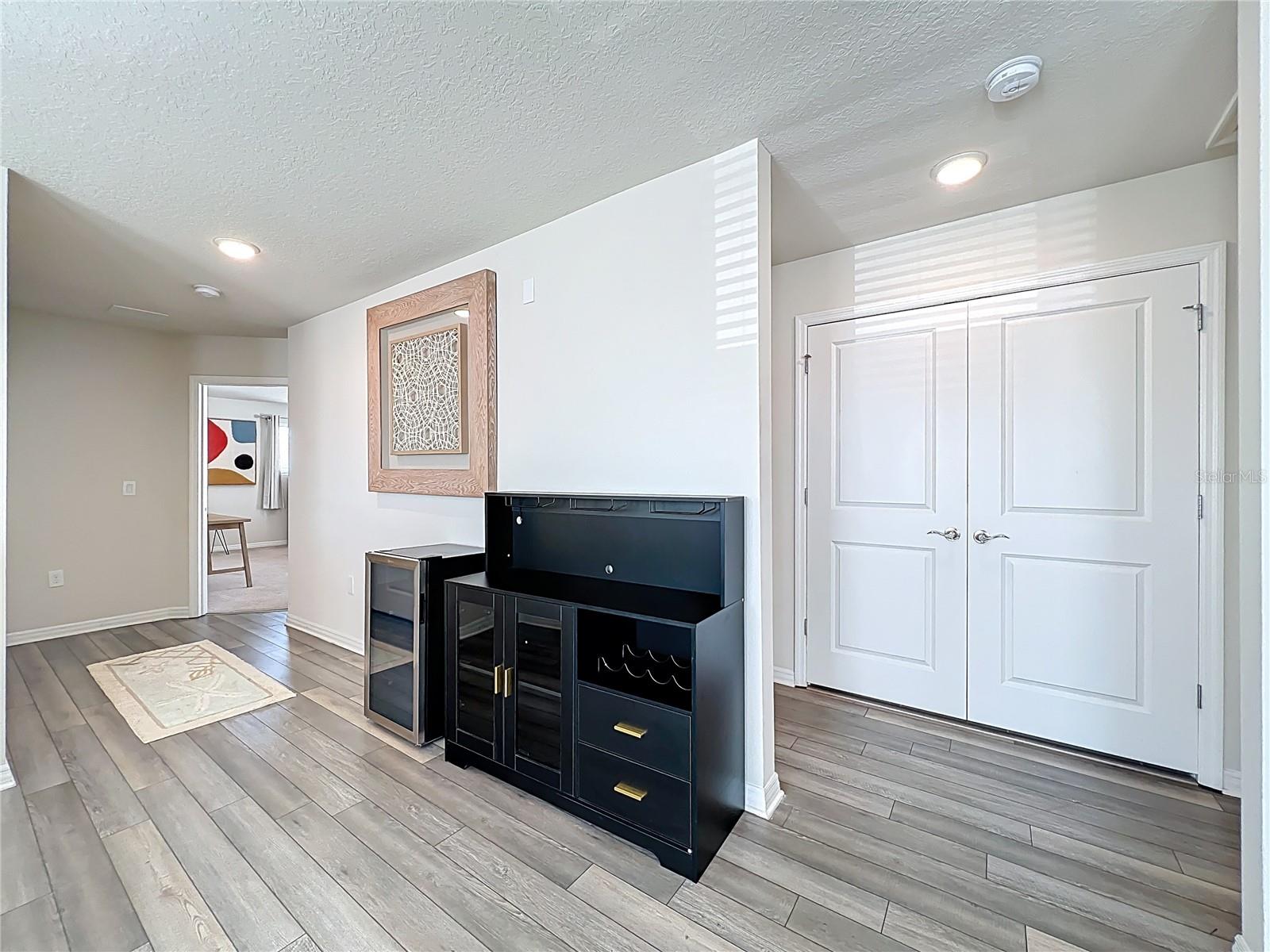 WINDSOR ISLAND RESIDENCE PH 2A - Residential