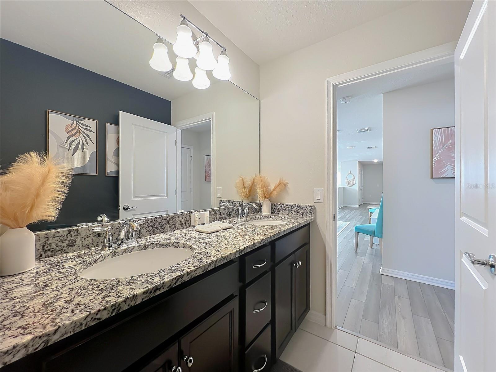 WINDSOR ISLAND RESIDENCE PH 2A - Residential