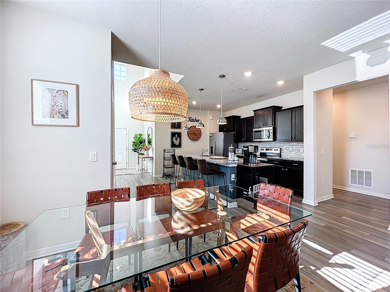 WINDSOR ISLAND RESIDENCE PH 2A - Residential