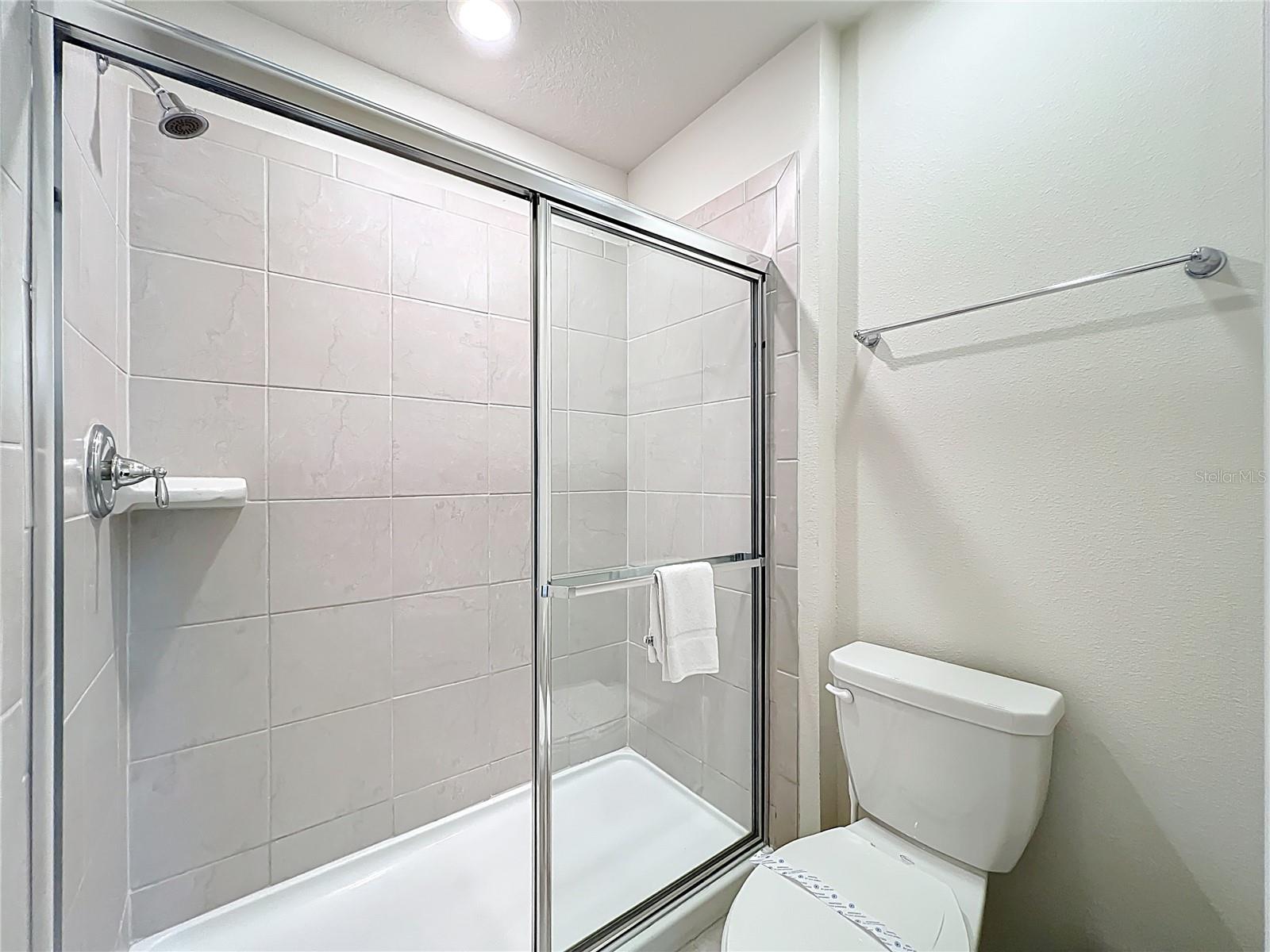 WINDSOR ISLAND RESIDENCE PH 2A - Residential