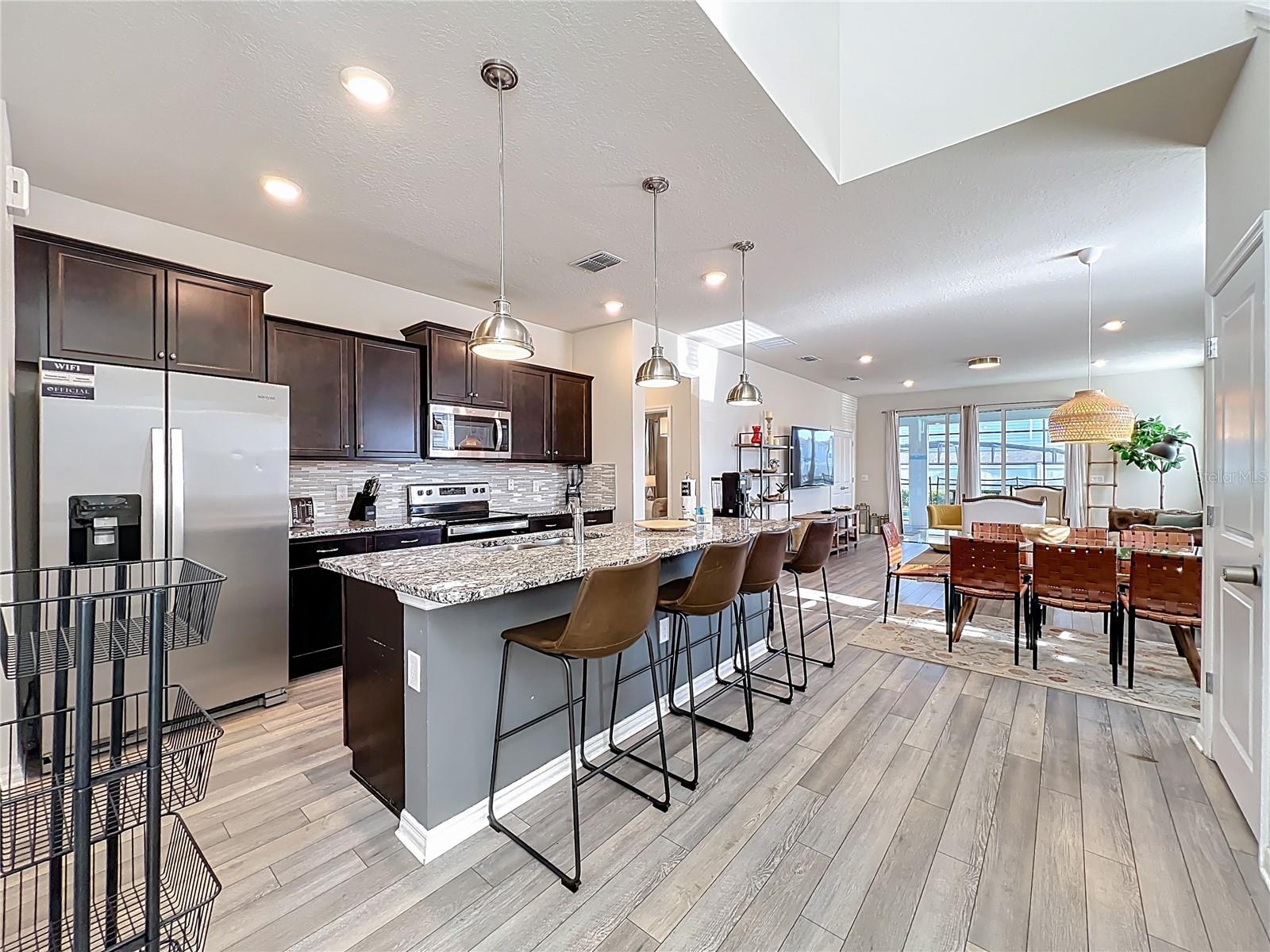 WINDSOR ISLAND RESIDENCE PH 2A - Residential