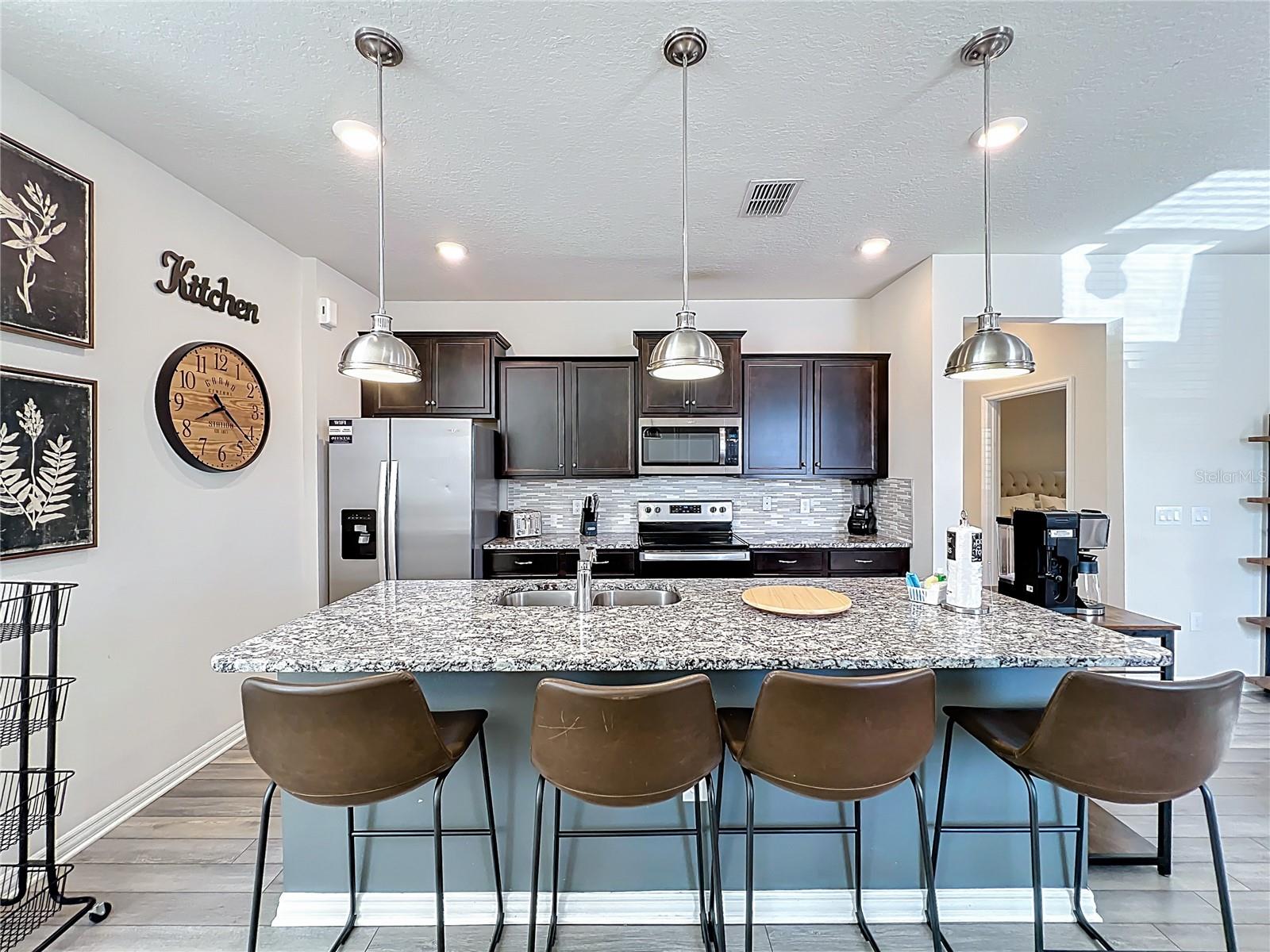 WINDSOR ISLAND RESIDENCE PH 2A - Residential