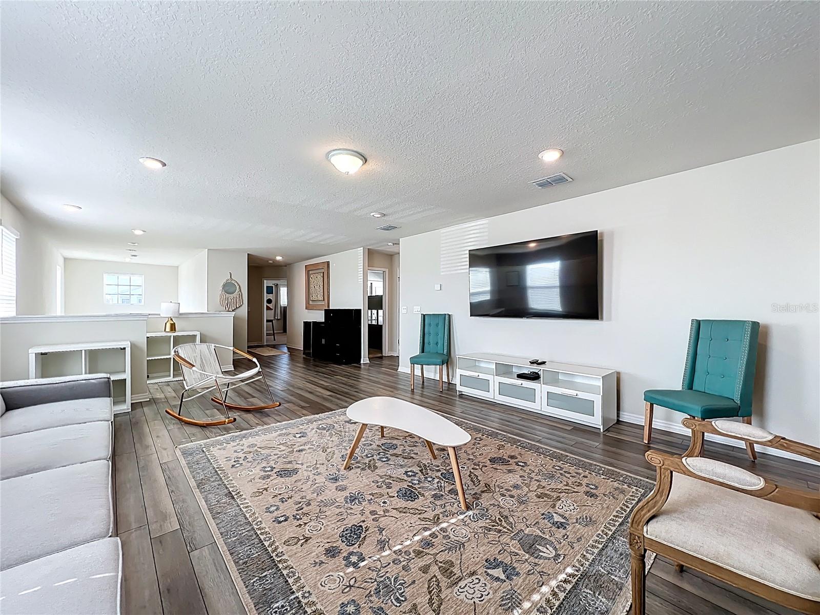 WINDSOR ISLAND RESIDENCE PH 2A - Residential