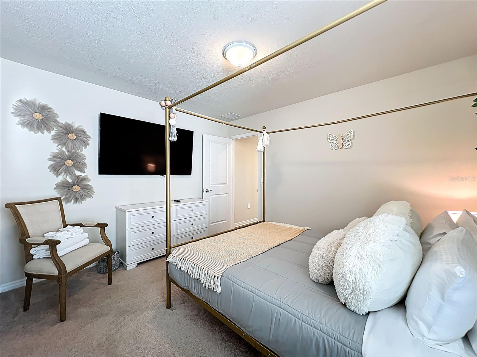 WINDSOR ISLAND RESIDENCE PH 2A - Residential