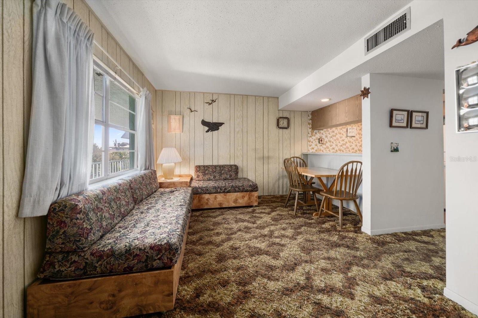 YUM YUM TREE THE CONDO - Residential