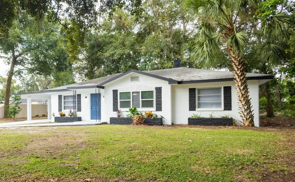 Photo of 411 S Elm Road, Lakeland, FL 33801 (MLS # O6348823)