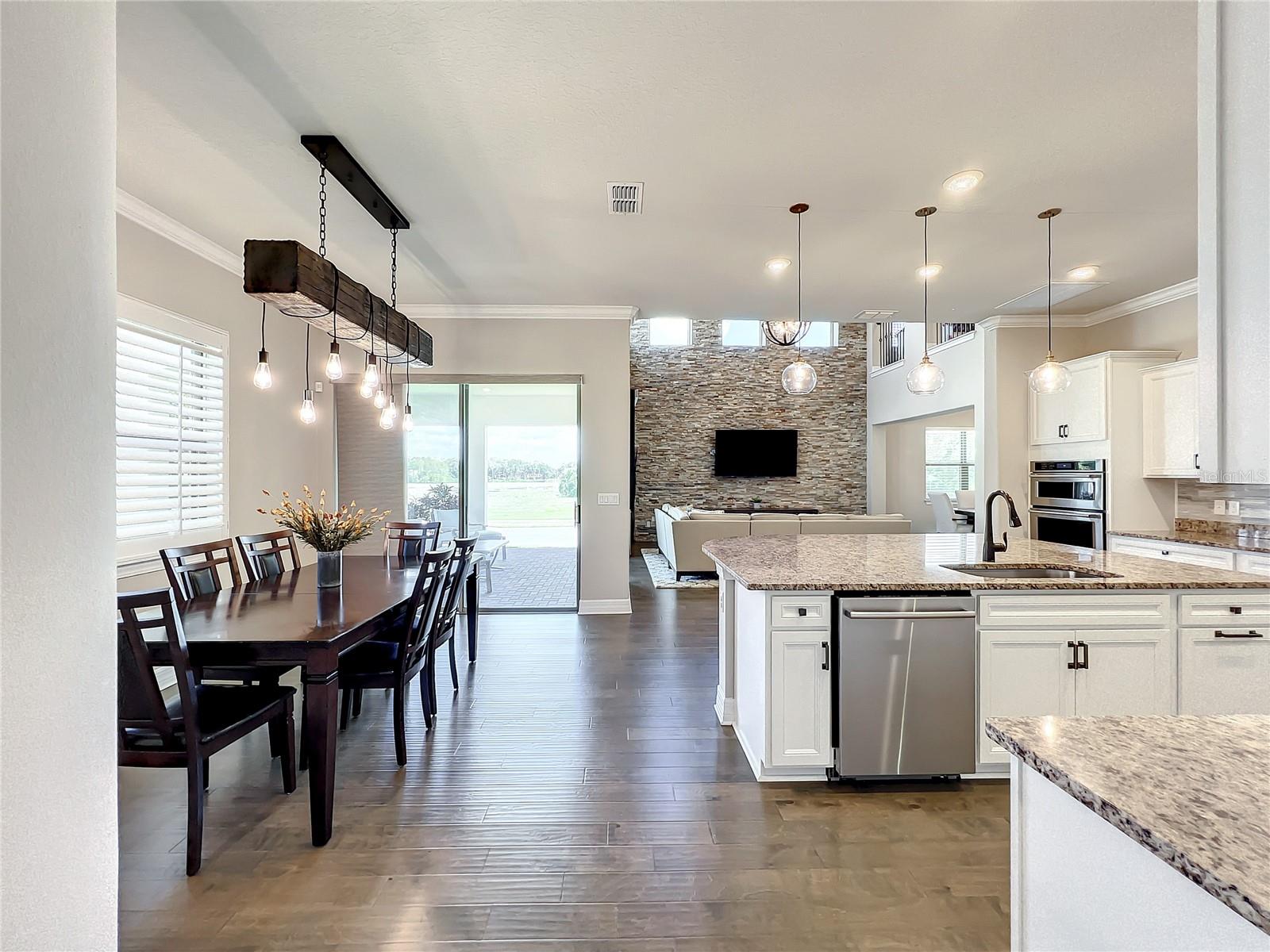 LAKE EMMA SOUND - Residential