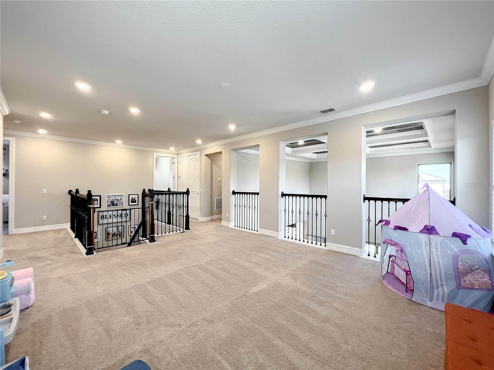 LAKE EMMA SOUND - Residential