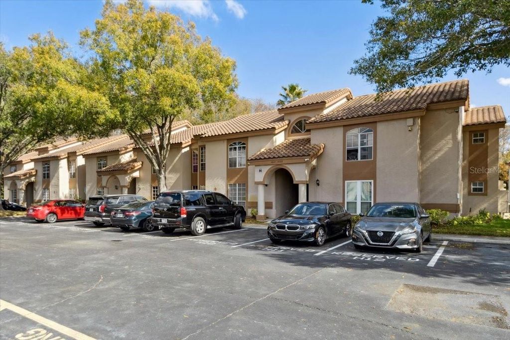 Photo of 4617 Gate Pl #105, Orlando, FL 32811 (MLS # O6382923)