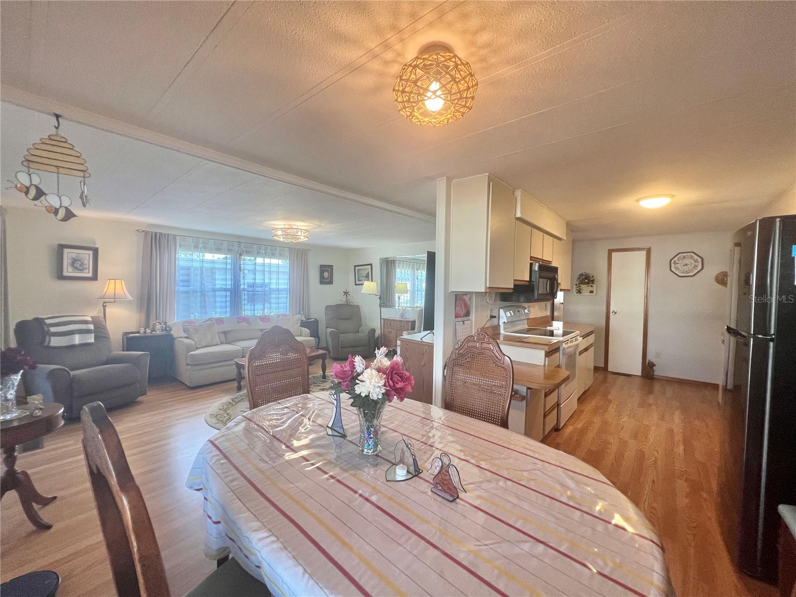 123 CAMELLIA TRAIL