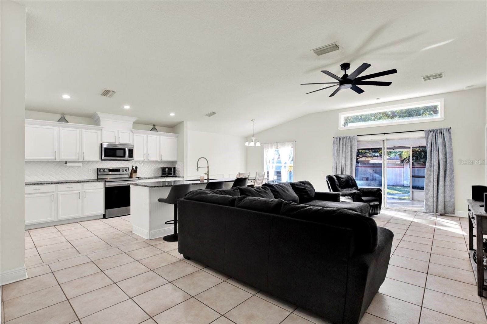 SOUTH POINTE PH 6 - Residential Lease