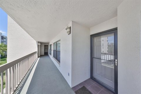 Condominium in SOUTH PASADENA FL 1332 PASADENA AVENUE 1.jpg