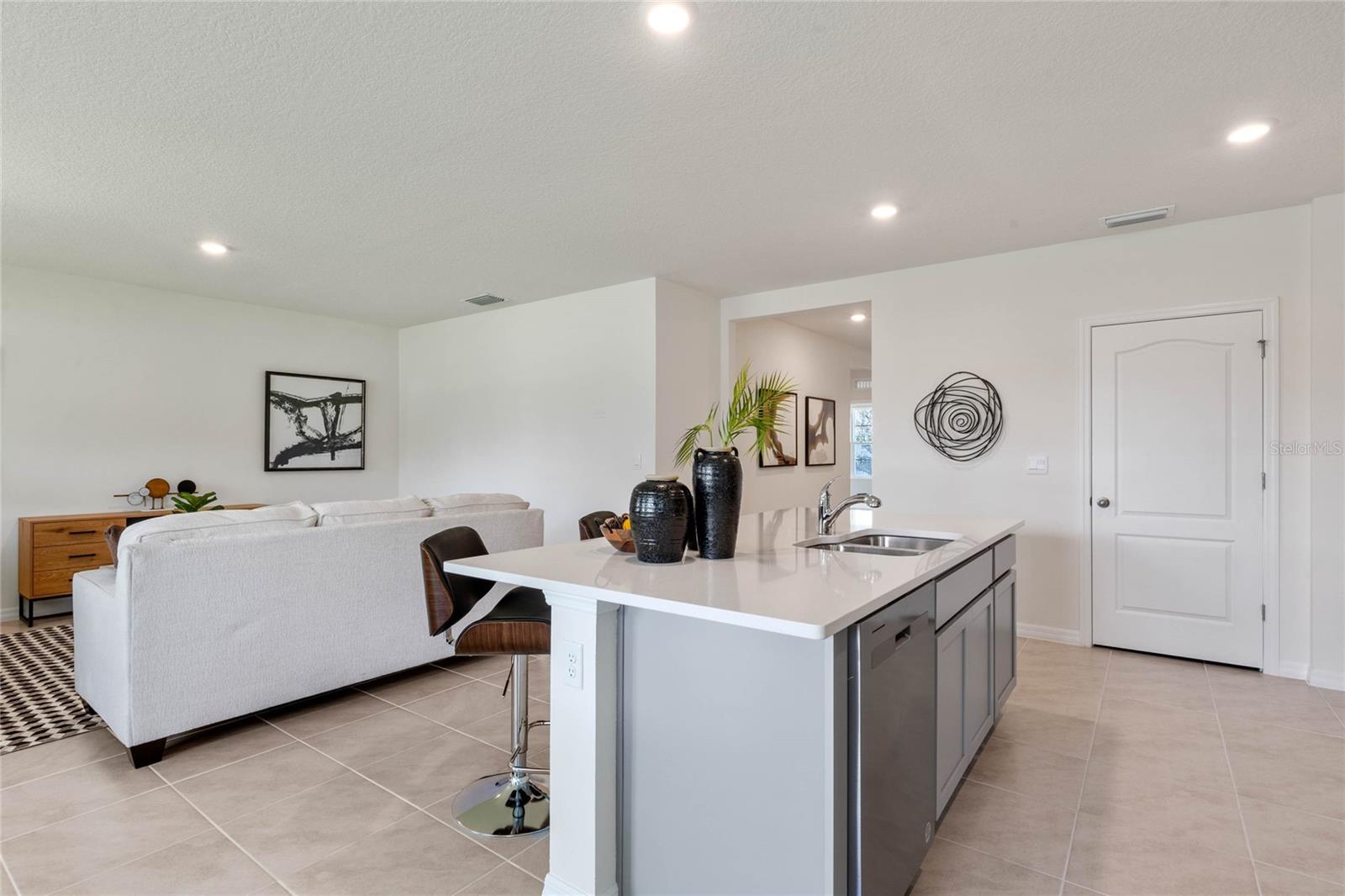 AVALON PARK TAVARES - Residential