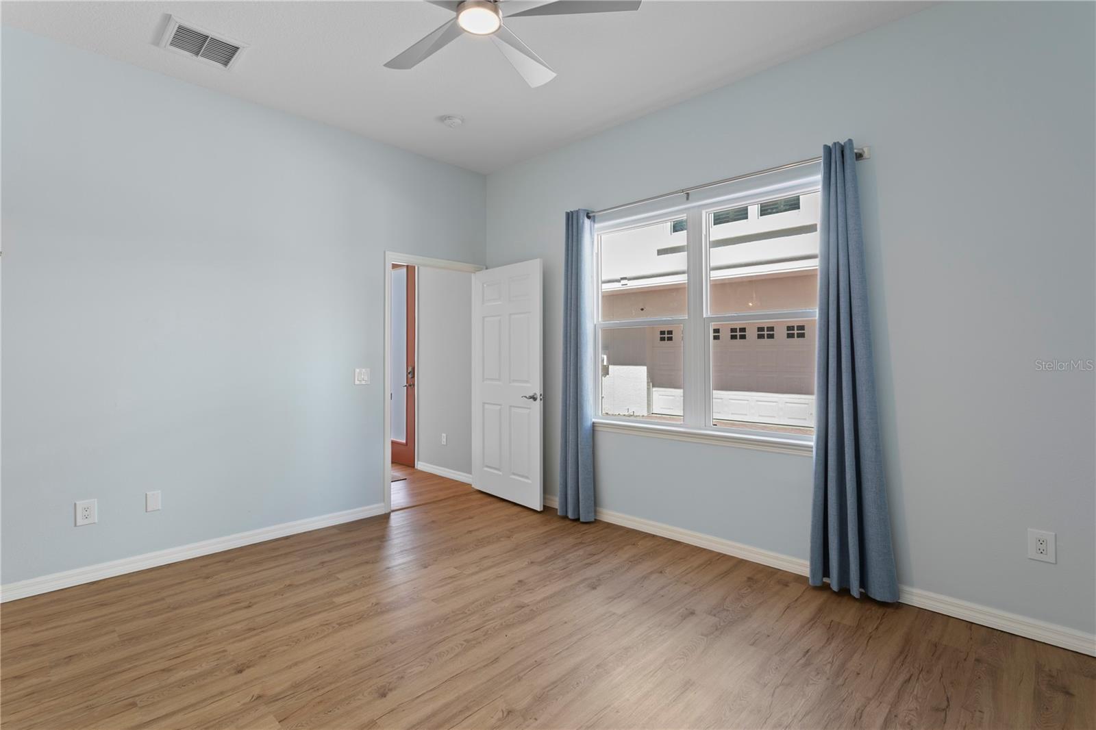 DEL CENTRO CONDO - Residential