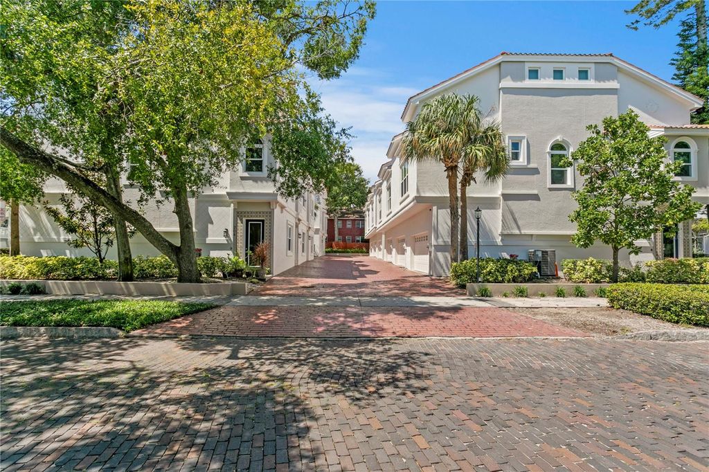 Photo of 220 7th Avenue N #220, St Petersburg, FL 33701 (MLS # TB8442284)