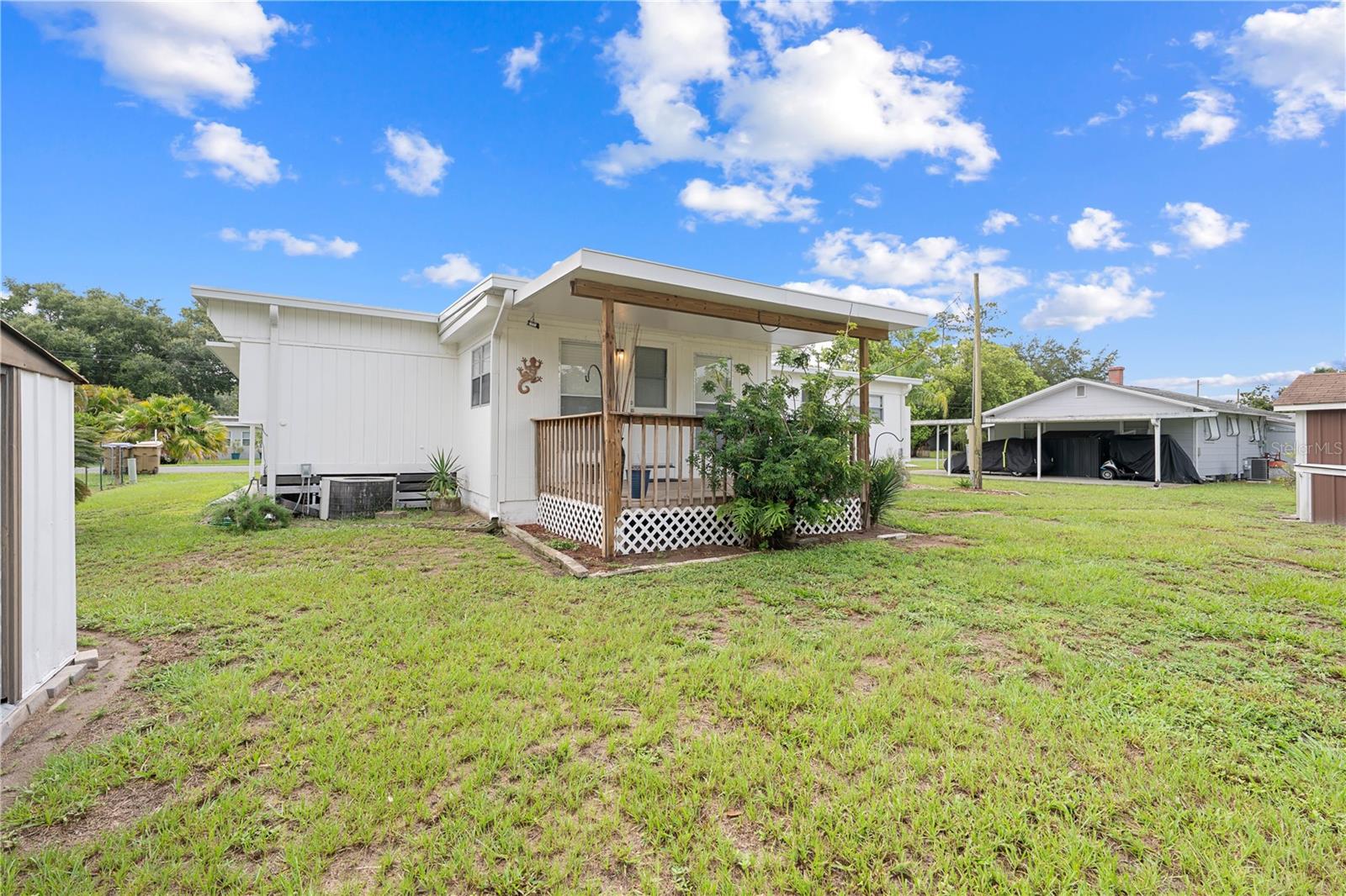 PINE GROVE PARK BLKS 11 & 12 REP - Residential