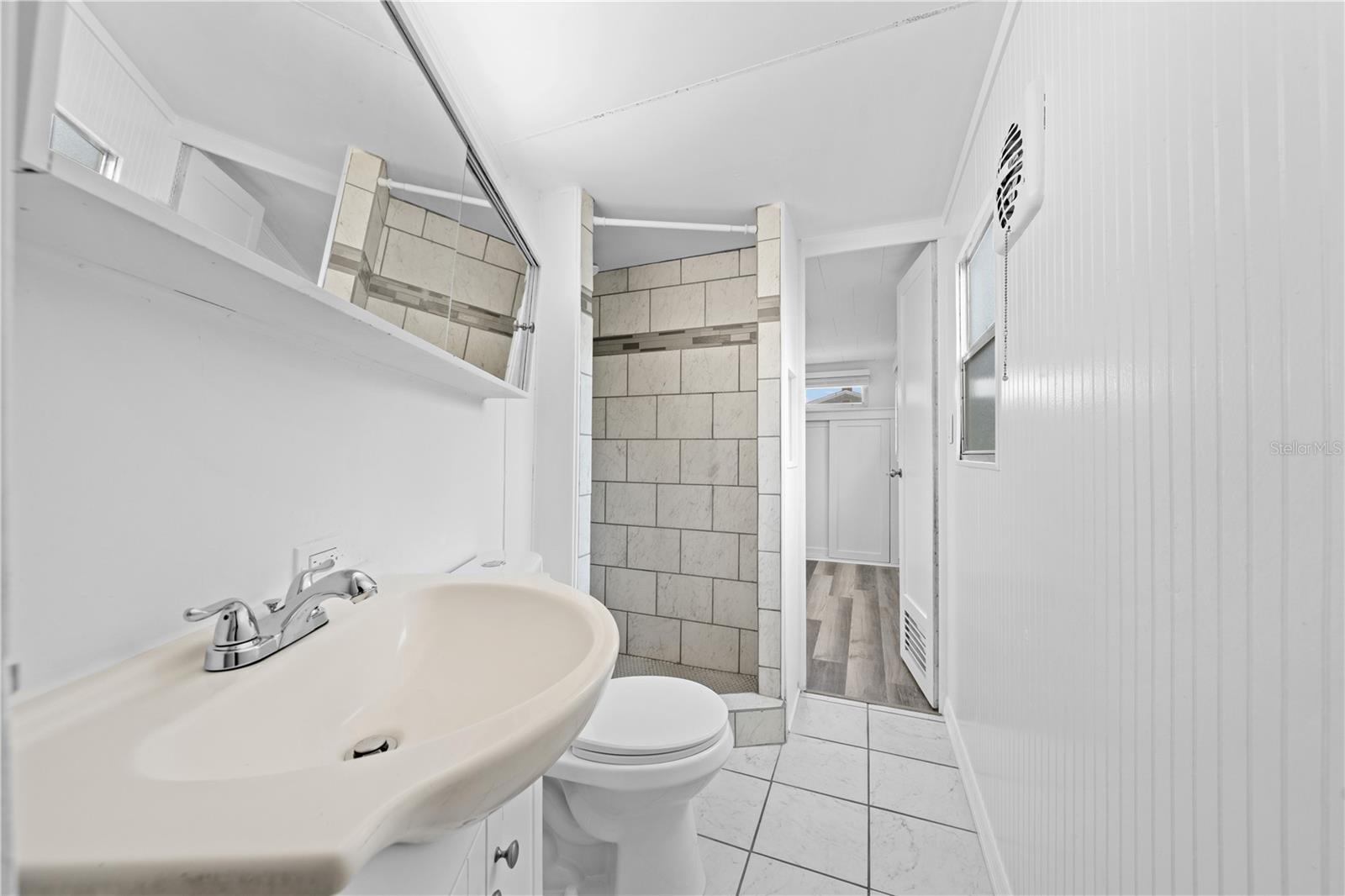 PINE GROVE PARK BLKS 11 & 12 REP - Residential
