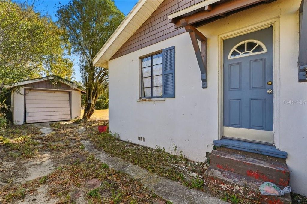 Photo of 104 14th Street SE, Winter Haven, FL 33884 (MLS # S5143217)