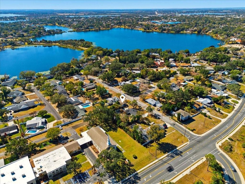 Photo of 104 14th Street SE, Winter Haven, FL 33884 (MLS # S5143217)