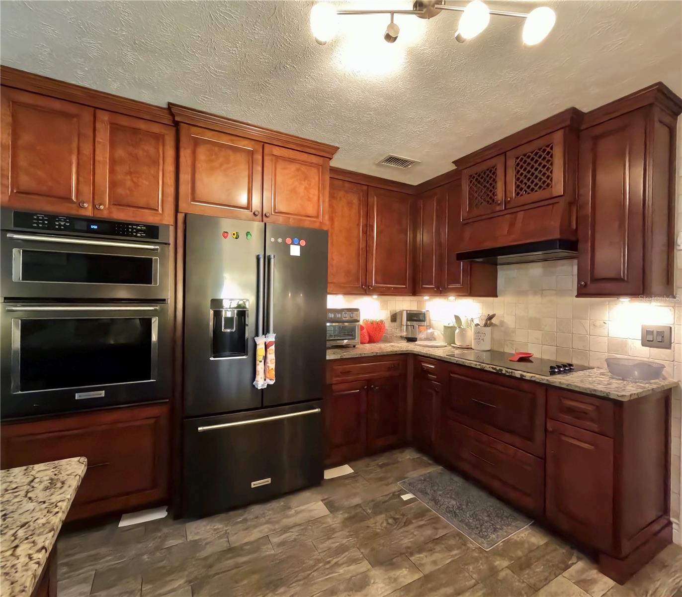 UNPLATTED - Residential Lease