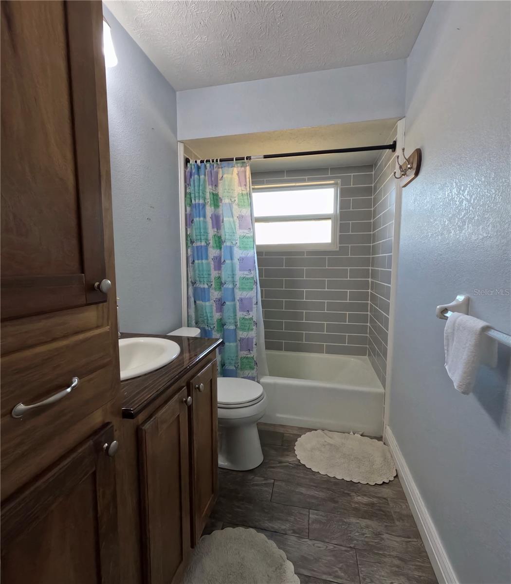 UNPLATTED - Residential Lease