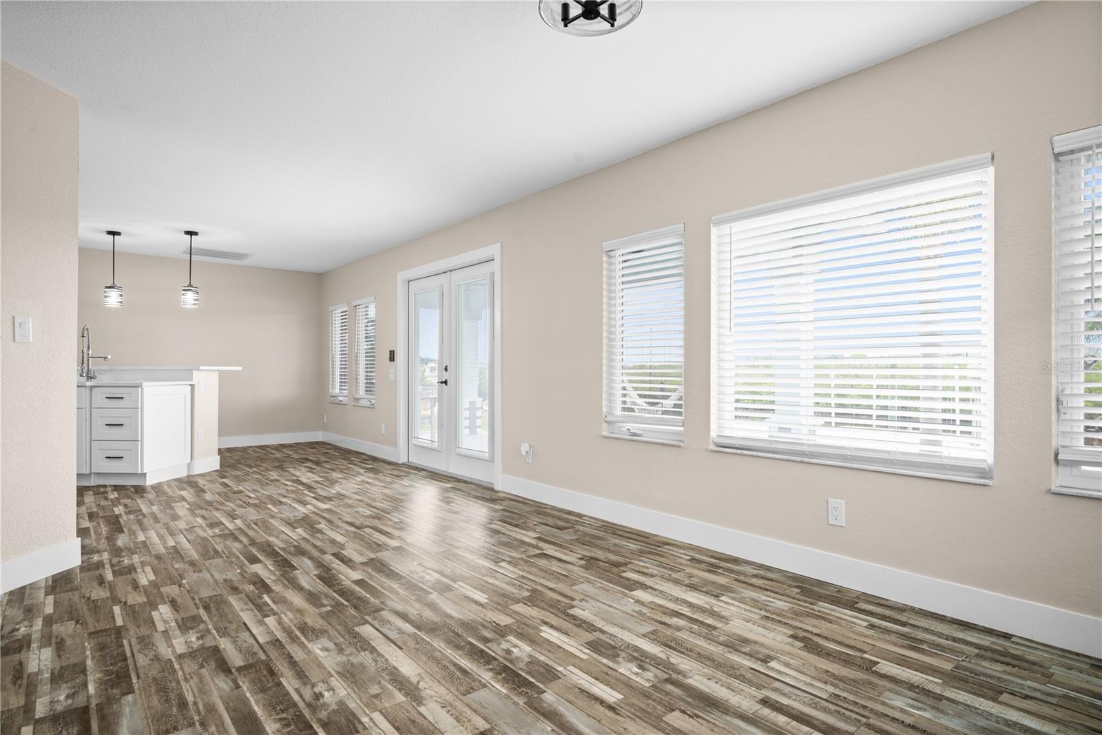 GULF HARBORS WOODLANDS - Residential