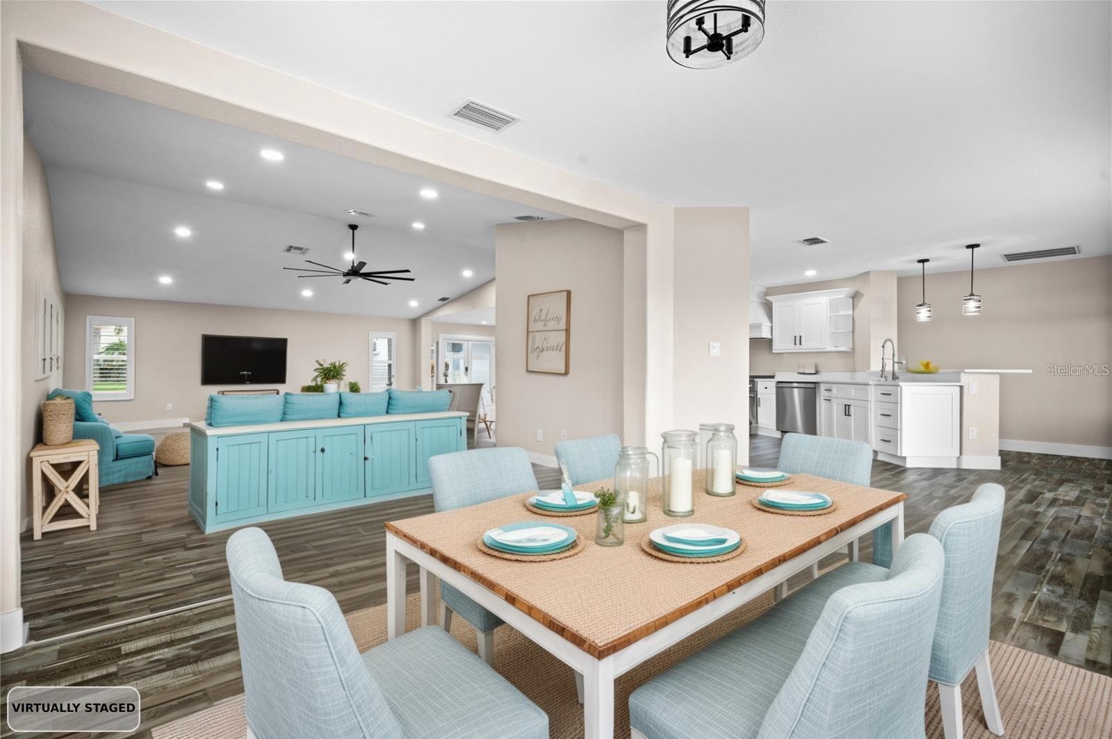 GULF HARBORS WOODLANDS - Residential