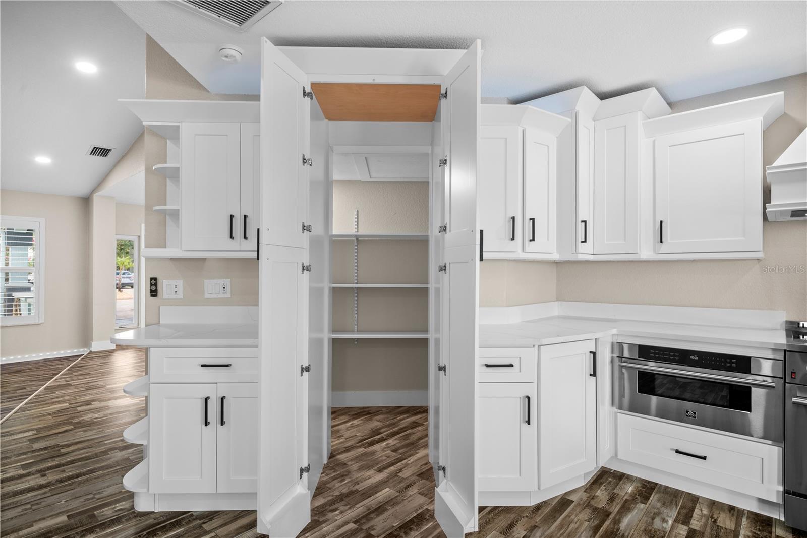 GULF HARBORS WOODLANDS - Residential