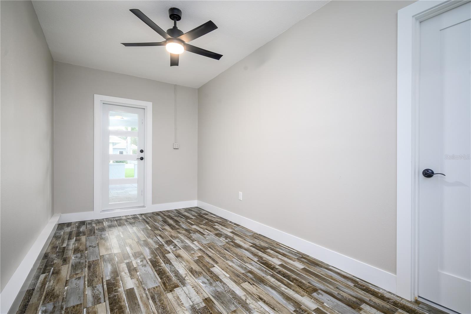 GULF HARBORS WOODLANDS - Residential