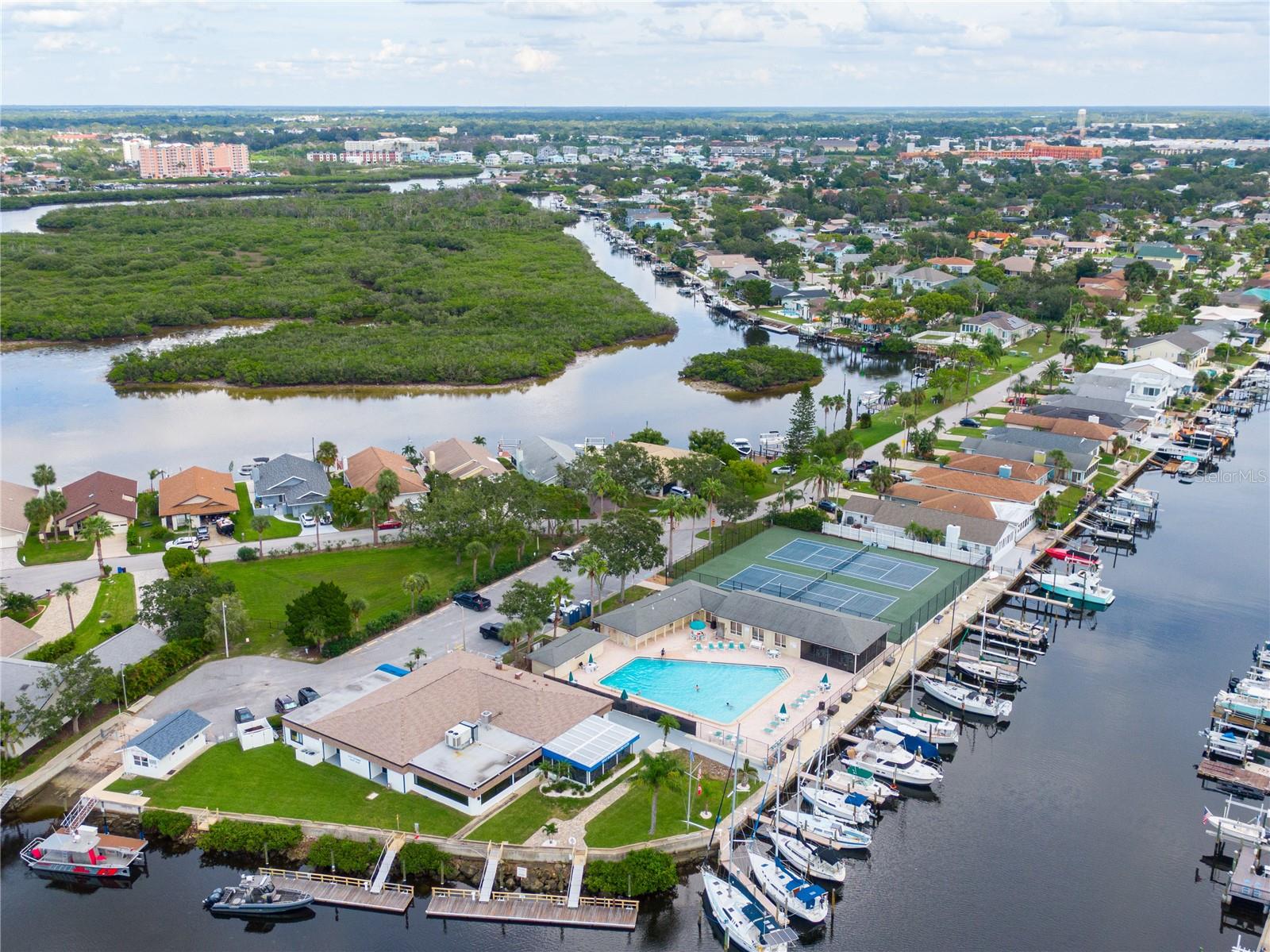 GULF HARBORS WOODLANDS - Residential