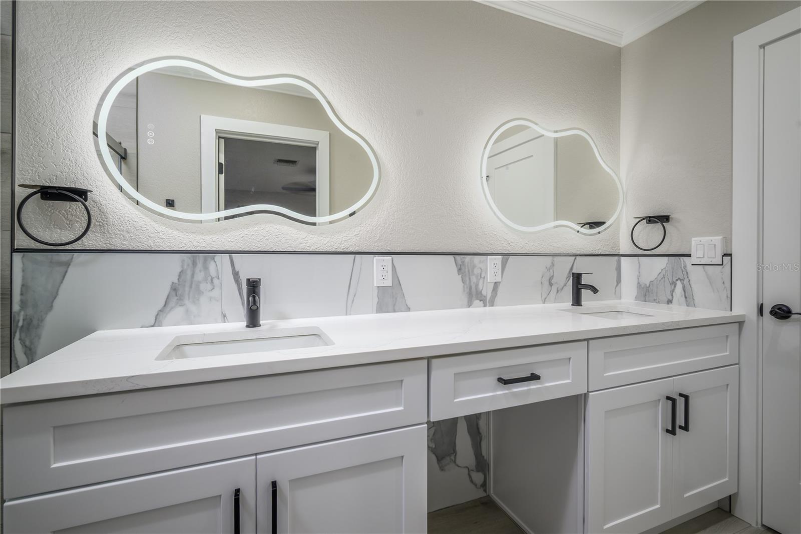 GULF HARBORS WOODLANDS - Residential