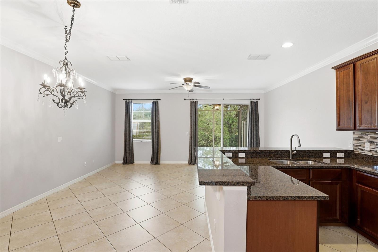 CLAYTON CROSSING TWNHMS SECOND AMD - Residential