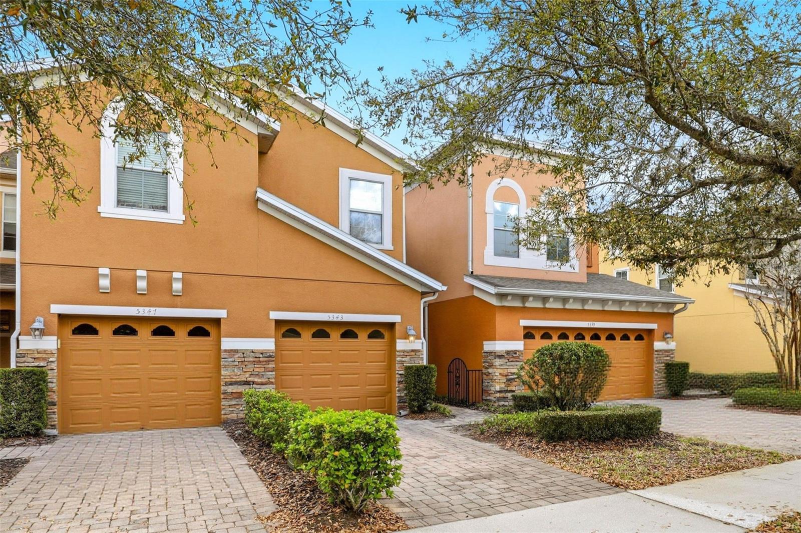 CLAYTON CROSSING TWNHMS SECOND AMD - Residential