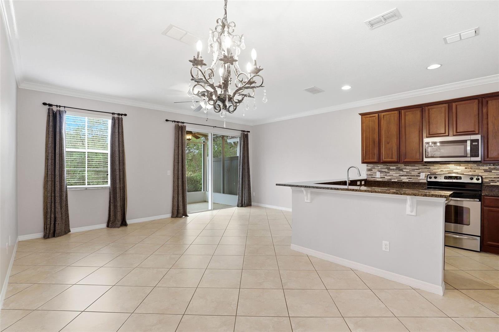 CLAYTON CROSSING TWNHMS SECOND AMD - Residential