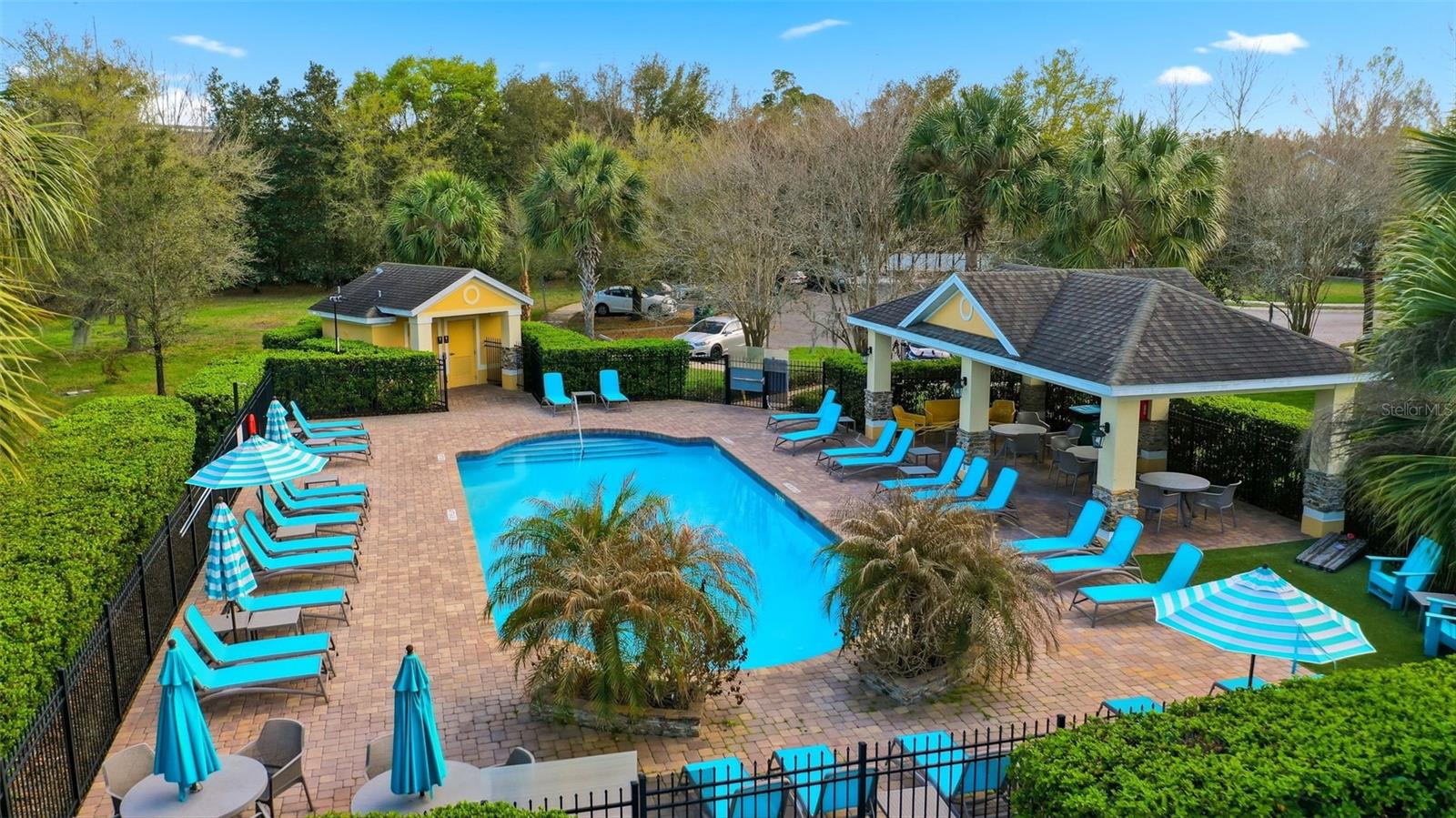 CLAYTON CROSSING TWNHMS SECOND AMD - Residential