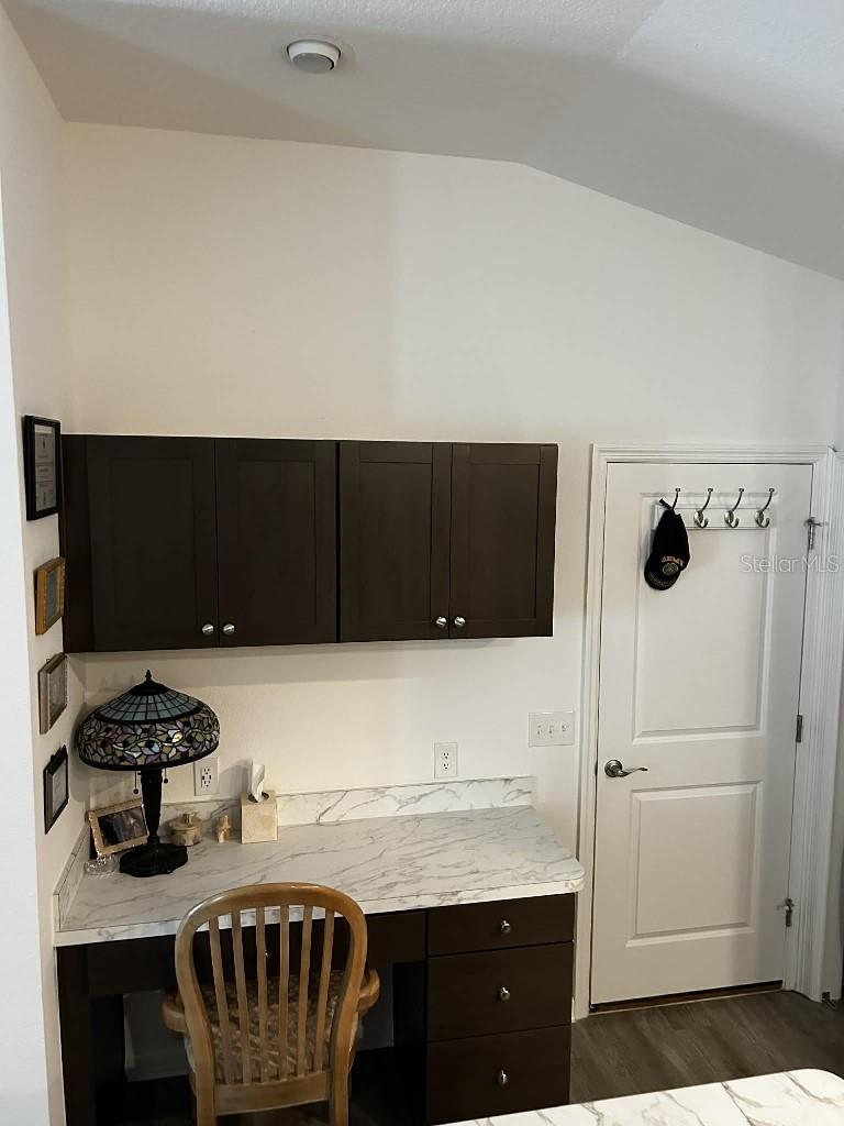 VILLAGES/WEST LAKE UN 58 - Residential