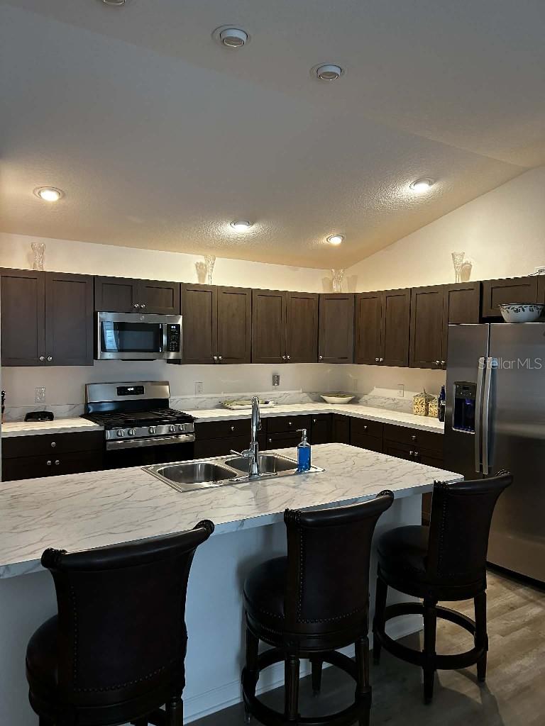 VILLAGES/WEST LAKE UN 58 - Residential