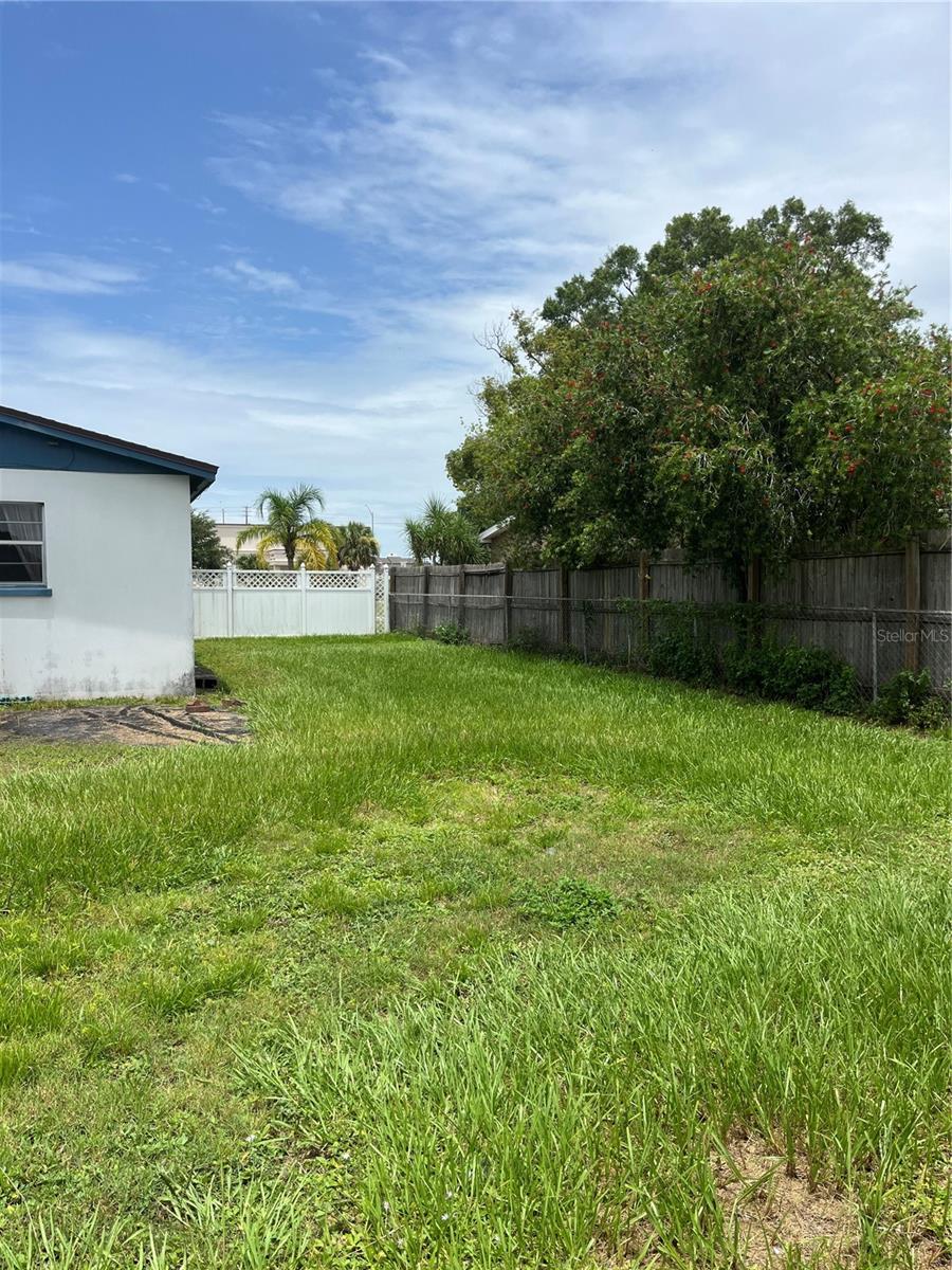 5907 SHARON LANE