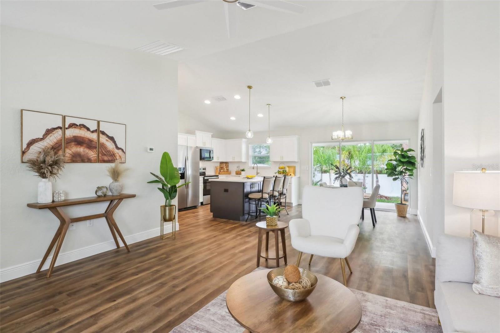 CITRUS SPGS UNIT 20 - Residential