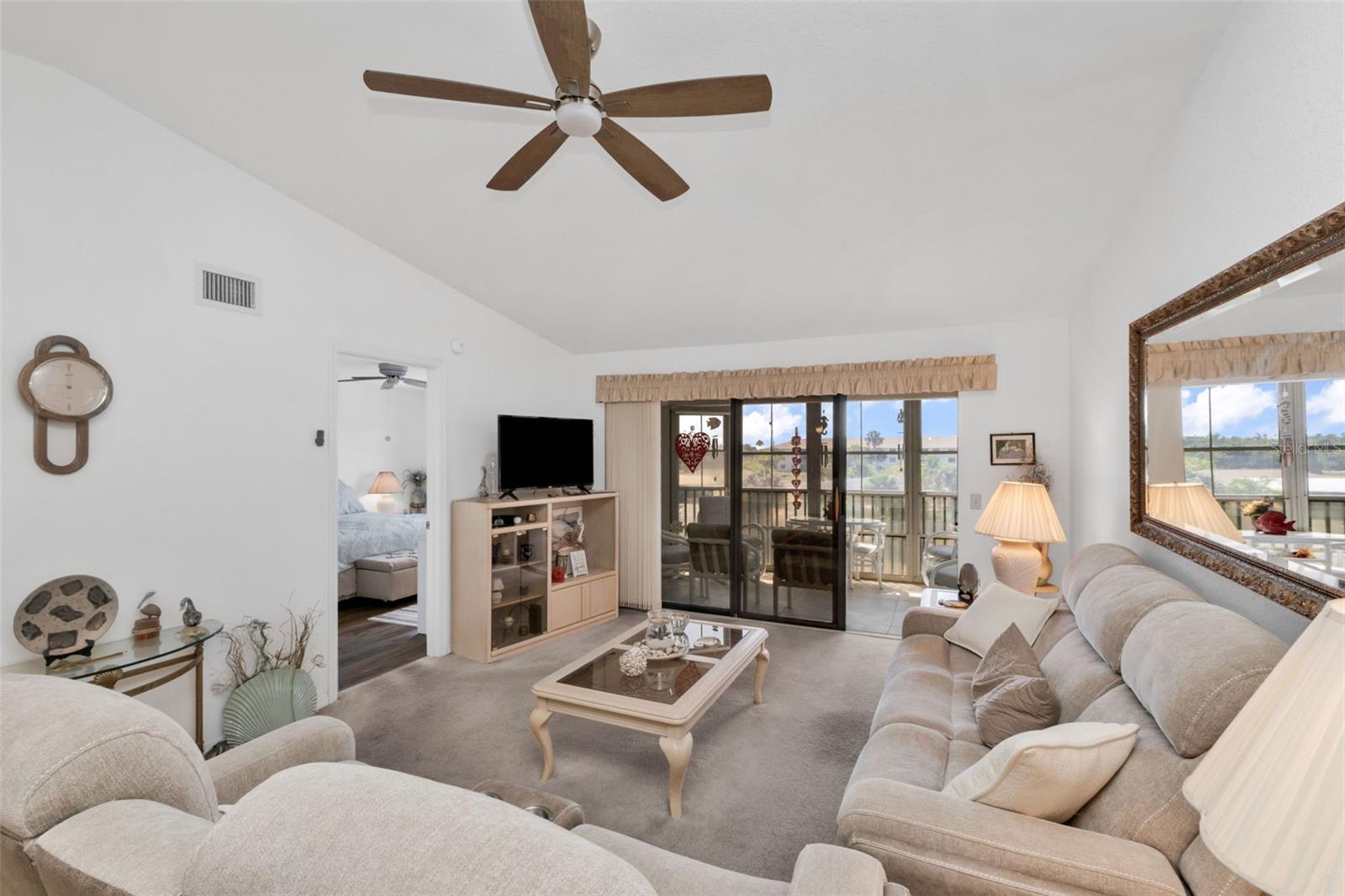 NEWPORT 02 PH 01 BLDG 10 - Residential