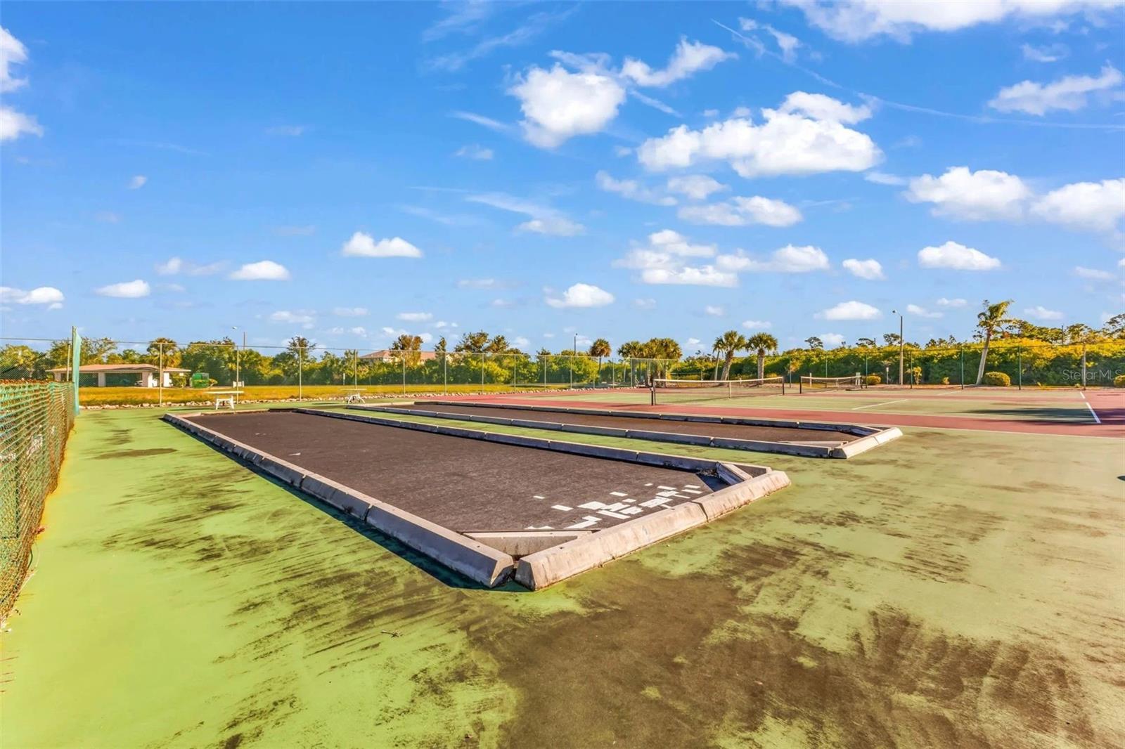 NEWPORT 02 PH 01 BLDG 10 - Residential