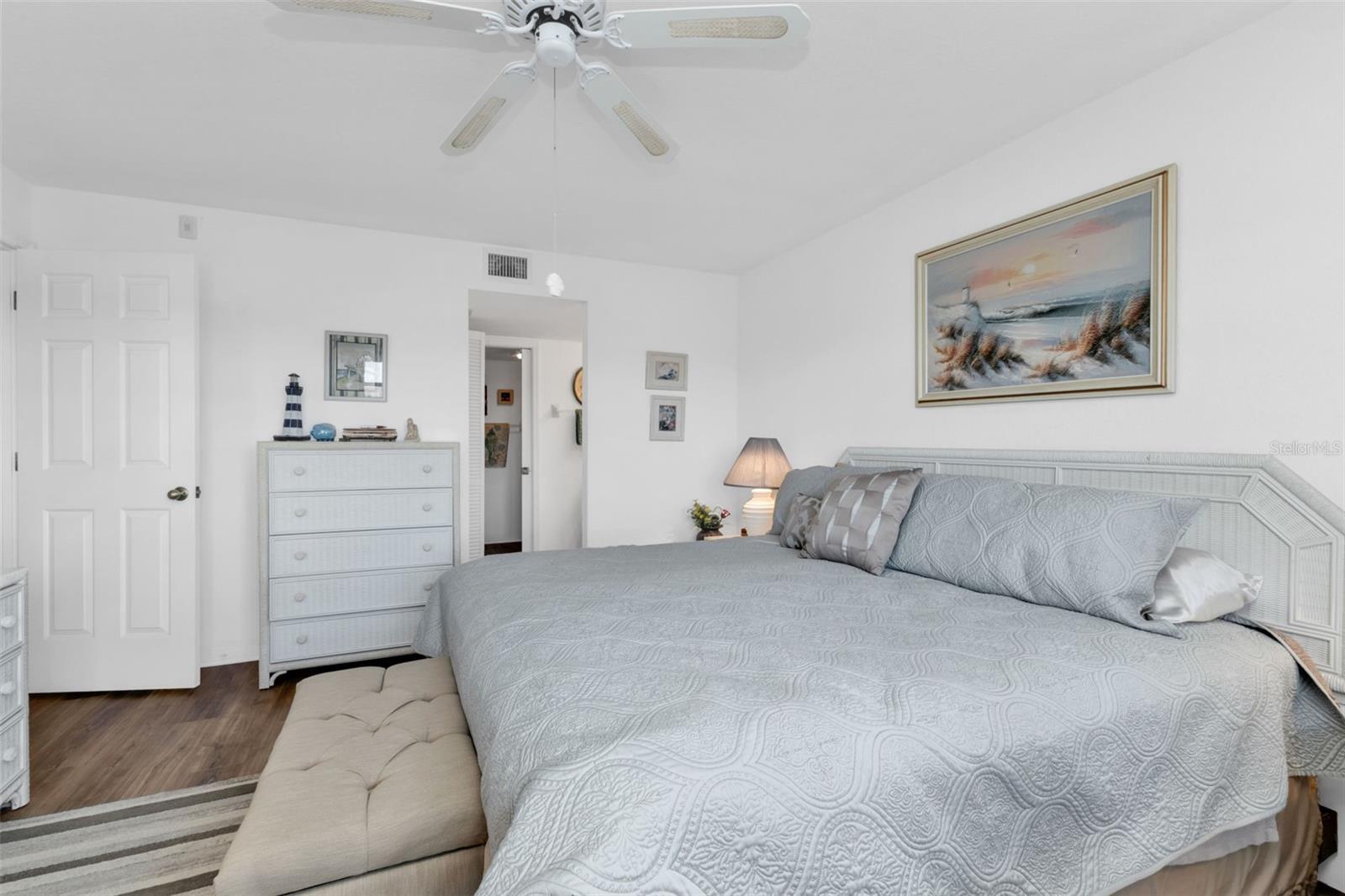 NEWPORT 02 PH 01 BLDG 10 - Residential