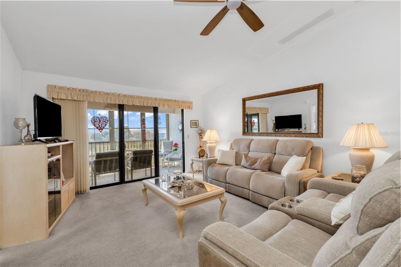 NEWPORT 02 PH 01 BLDG 10 - Residential