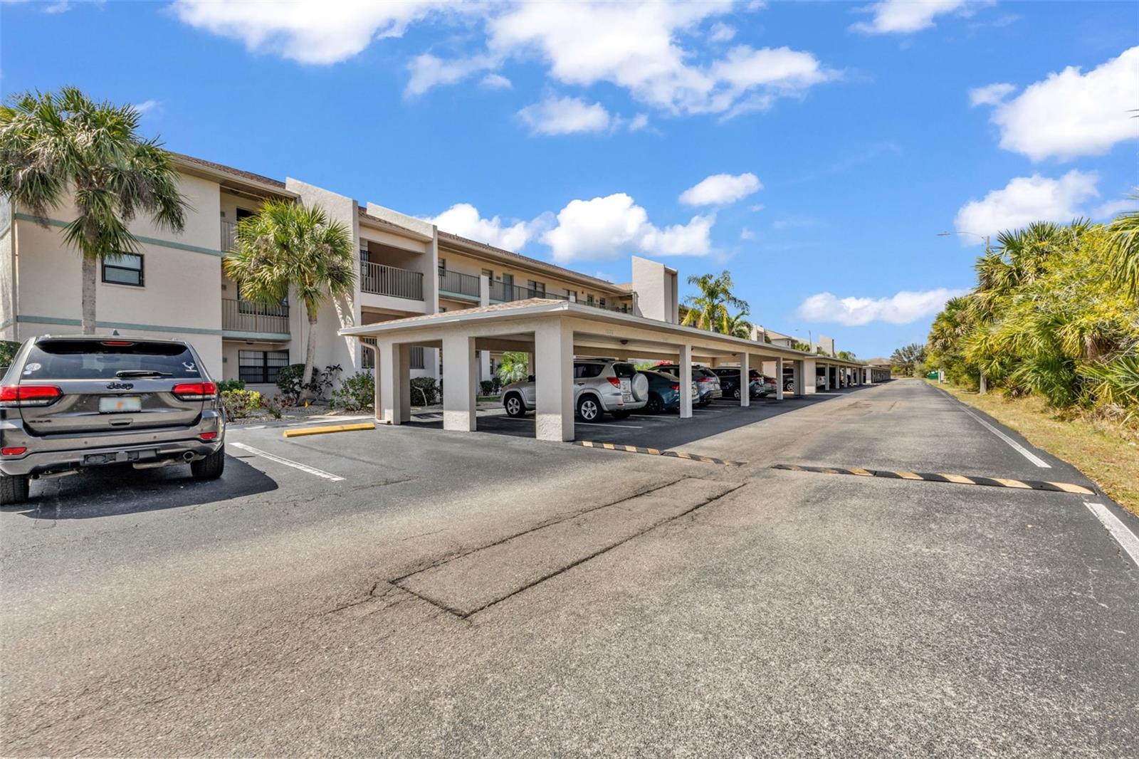 NEWPORT 02 PH 01 BLDG 10 - Residential